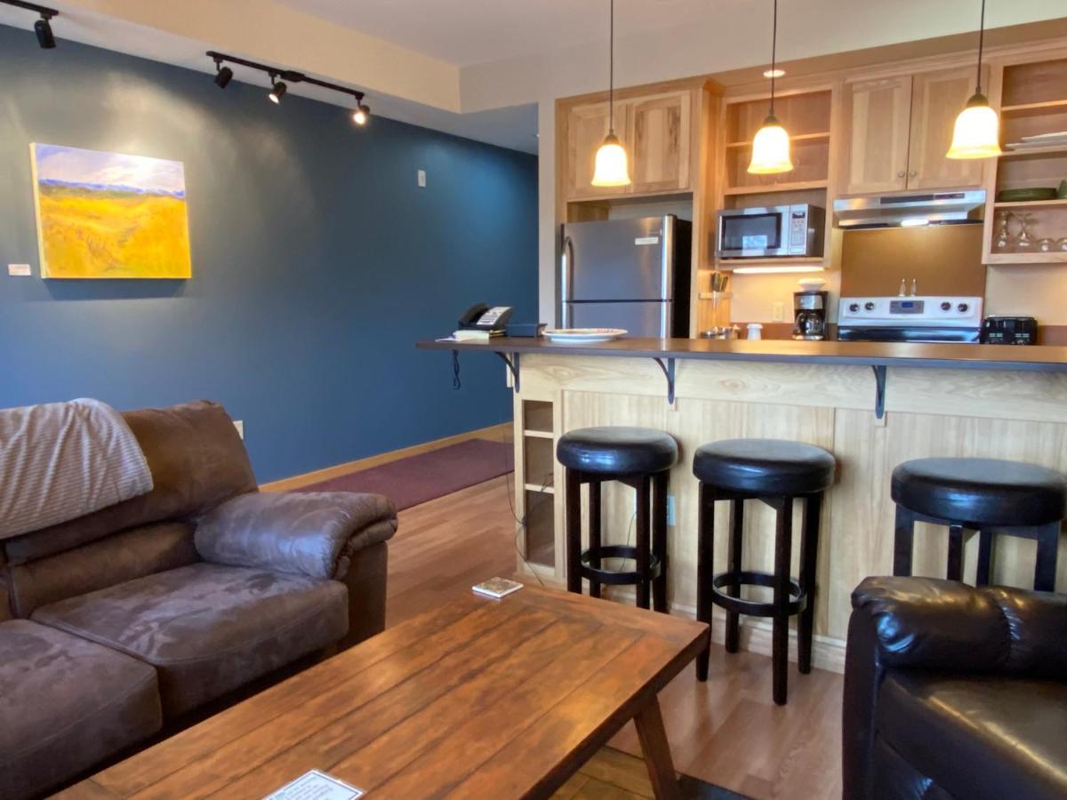 Twisp River Suites Extérieur photo