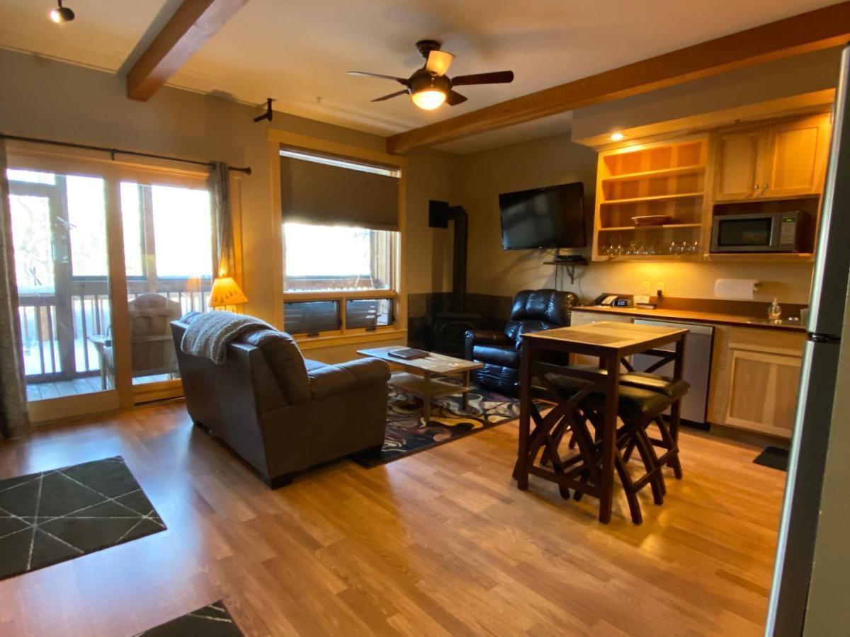 Twisp River Suites Extérieur photo