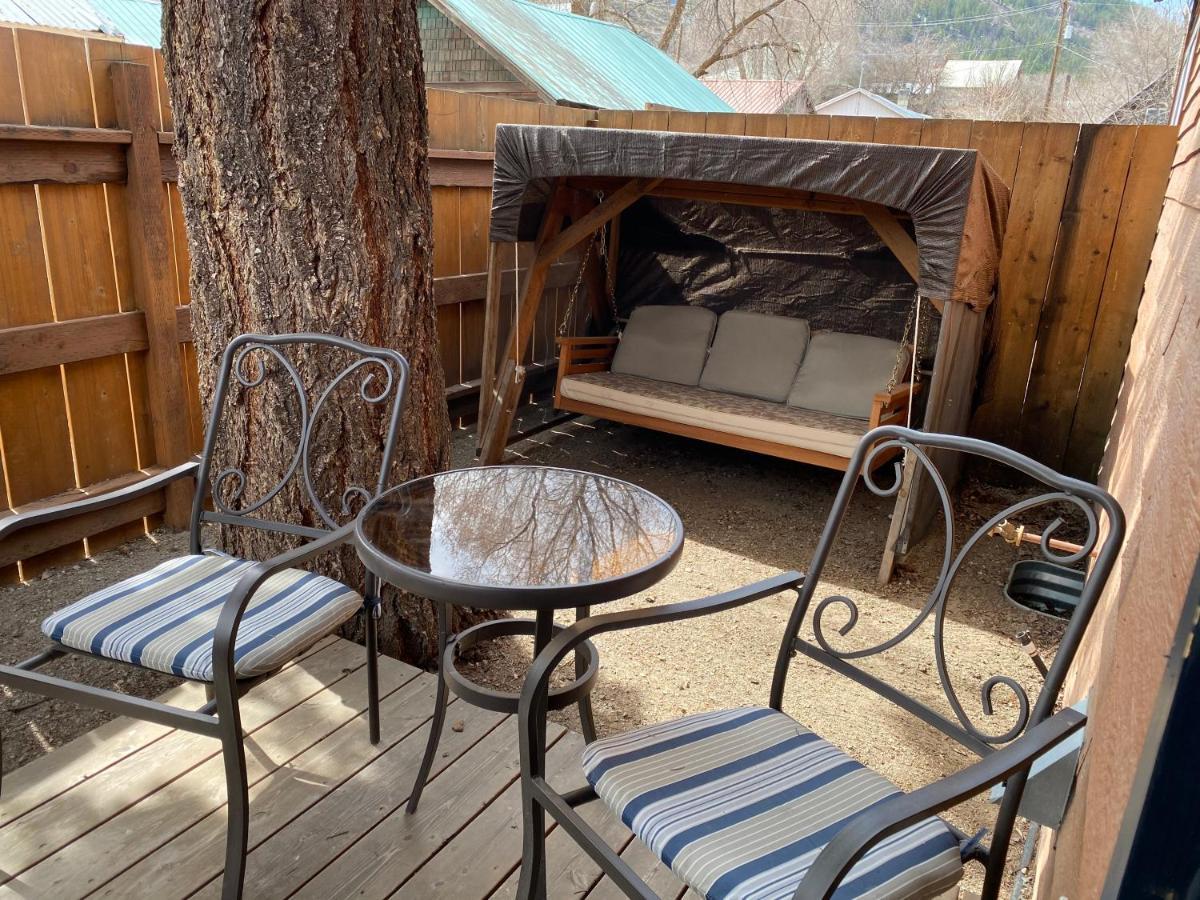 Twisp River Suites Extérieur photo