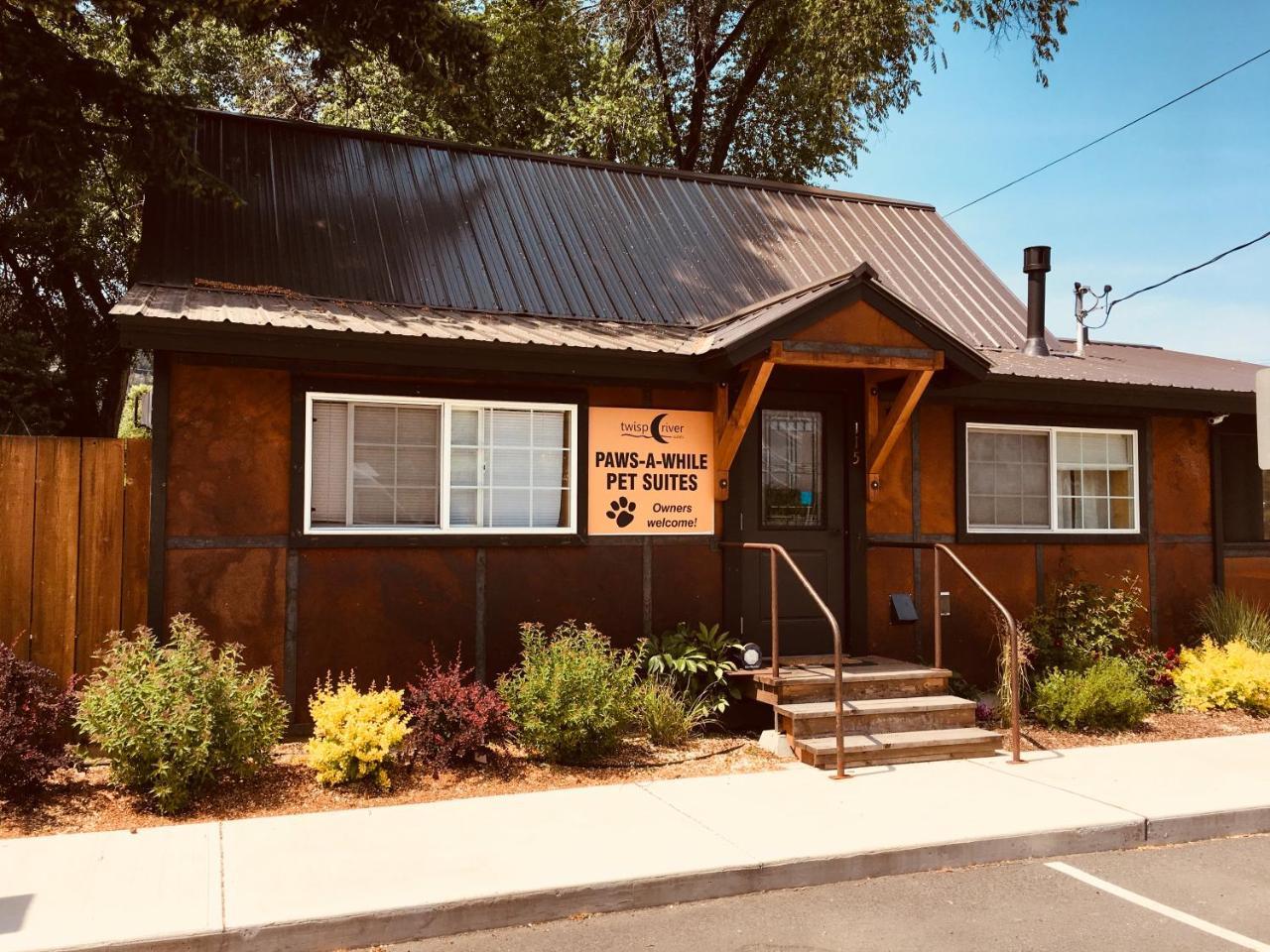 Twisp River Suites Extérieur photo