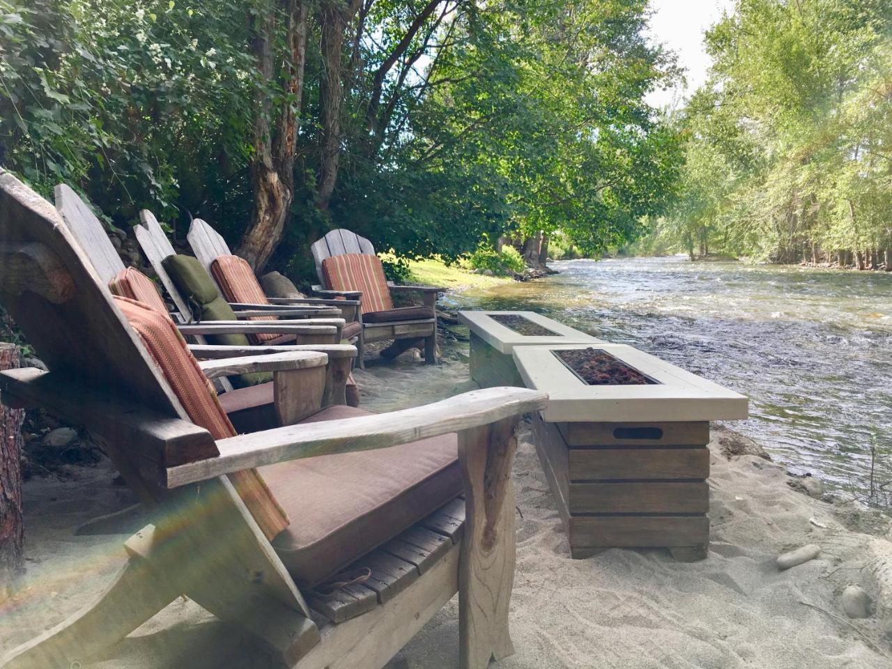 Twisp River Suites Extérieur photo