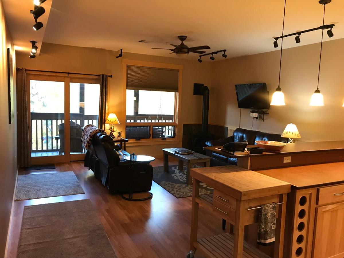 Twisp River Suites Extérieur photo